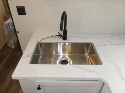 2026 Highland Ridge RV Range Lite - Photo 12