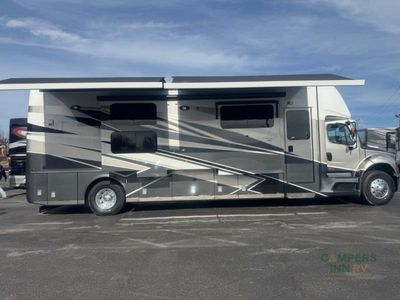 2025 Newmar Super Star — photo 8 view