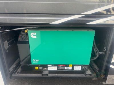 2025 Newmar Super Star — photo 27 view