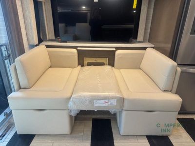 2025 Newmar Super Star — photo 46 view