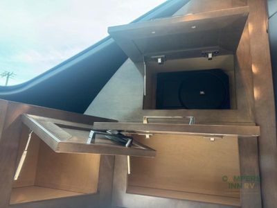 2025 Newmar Super Star — photo 34 view