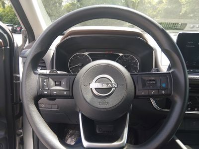 2023 Nissan Rogue - Photo 12
