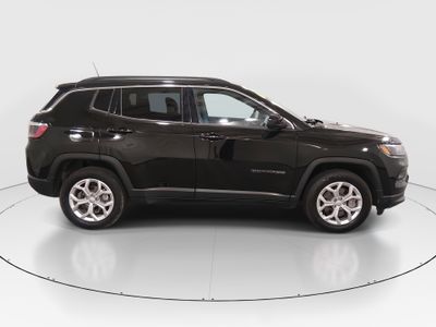2024 Jeep Compass - Photo 8