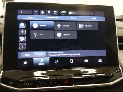 2024 Jeep Compass - Photo 18