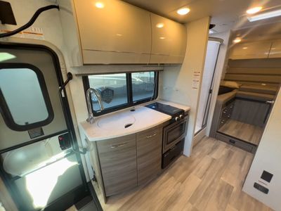 2026 Thor Motor Coach DELANO - Photo 10