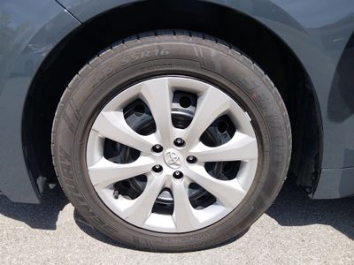 2024 Toyota Corolla — photo 10 view