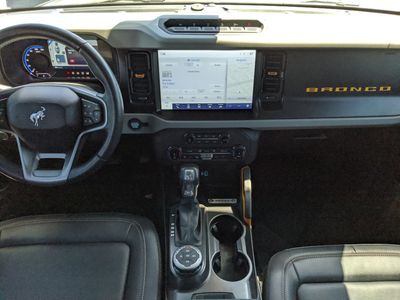 2022 Ford Bronco - Photo 15