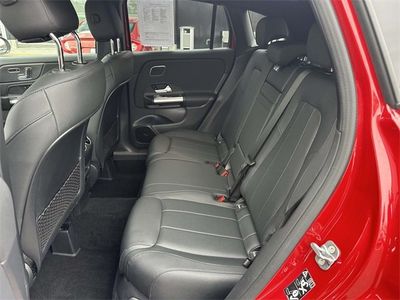 2025 Mercedes-Benz GLA - Photo 37