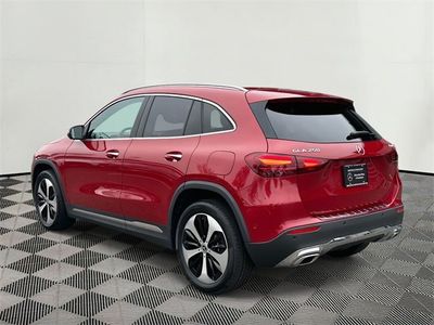 2025 Mercedes-Benz GLA - Photo 8