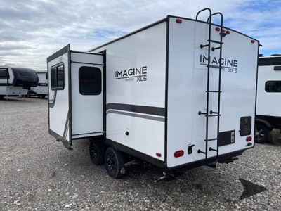 2026 Grand Design Imagine XLS - Photo 6