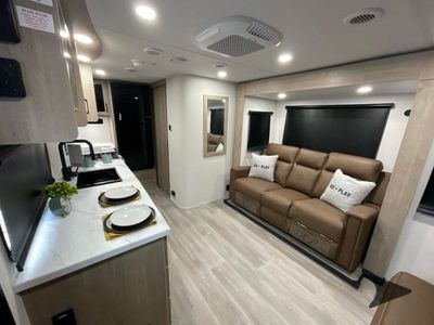 2026 Grand Design Imagine XLS - Photo 18