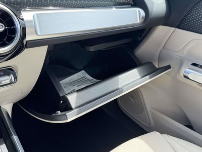 2026 Mercedes-Benz GLB — photo 29 view