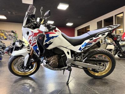 2025 Honda Africa Twin Adventure Sports ES - Photo 7