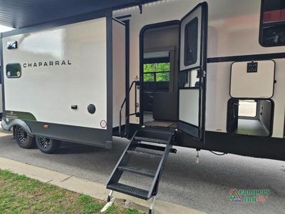 2027 Coachmen RV Chaparral — photo 7 view