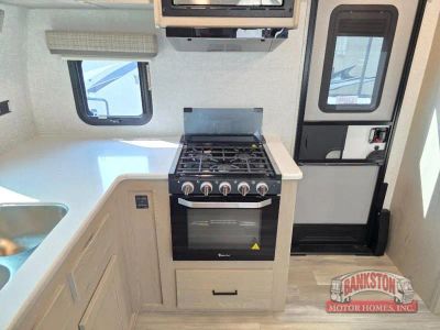 2021 Flagstaff Micro Lite 25FKS — photo 14 view