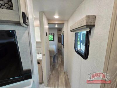 2021 Flagstaff Micro Lite 25FKS — photo 21 view