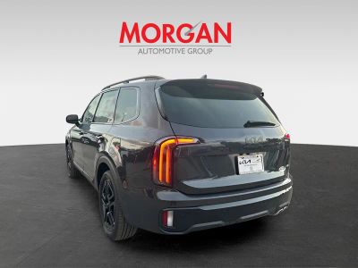 2025 Kia Telluride — engine compartment view