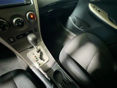 2013 Toyota Corolla — photo 21 view