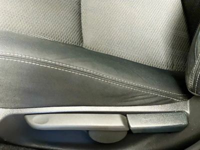 2013 Toyota Corolla — photo 13 view