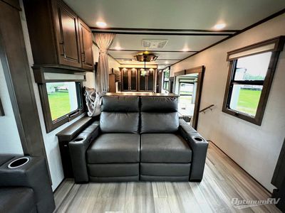 2023 Grand Design Solitude - Photo 11