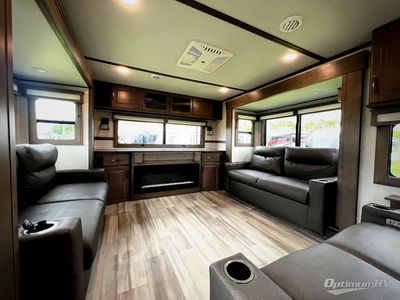 2023 Grand Design Solitude - Photo 7