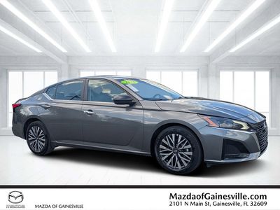 2025 Nissan Altima - Photo 1