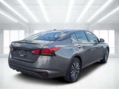 2025 Nissan Altima - Photo 3