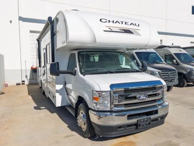 2027 Thor Motor Coach CHATEAU — front three-quarter view