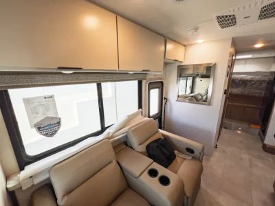 2027 Thor Motor Coach CHATEAU — photo 9 view