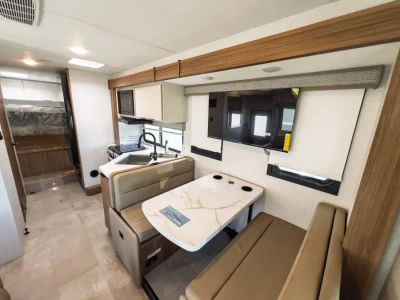 2027 Thor Motor Coach CHATEAU — photo 7 view