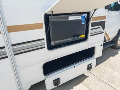 2027 Thor Motor Coach CHATEAU — photo 22 view