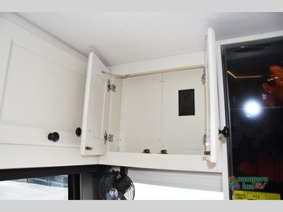 2025 Tiffin Motorhomes Allegro RED - Photo 30