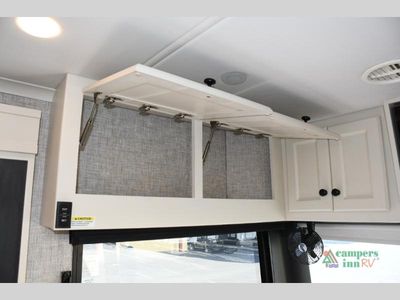 2025 Tiffin Motorhomes Allegro RED - Photo 28