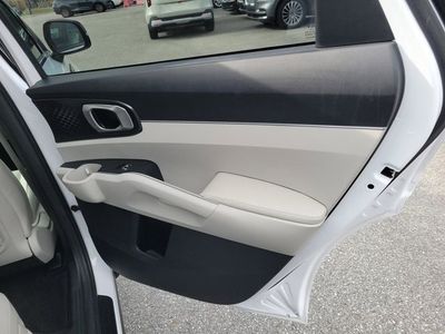 2022 Kia Sorento - Photo 34