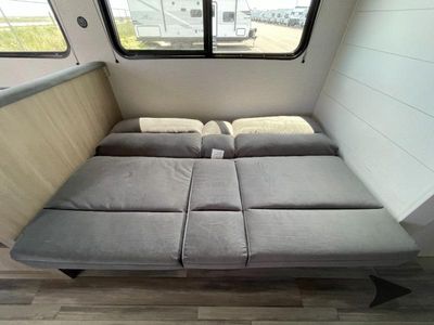 2026 Jayco Jay Flight SLX - Photo 11