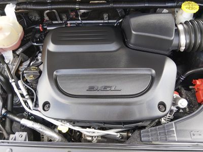 2023 Chrysler Voyager - Photo 9