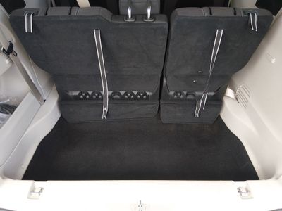 2023 Chrysler Voyager - Photo 11