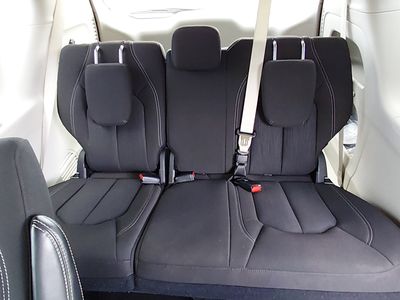 2023 Chrysler Voyager - Photo 17