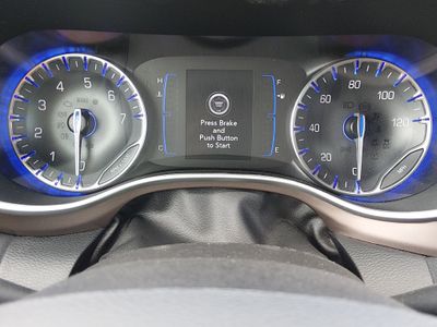 2023 Chrysler Voyager - Photo 14