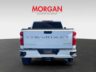 2022 Chevrolet Silverado 2500HD — engine compartment view
