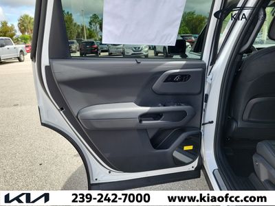 2027 Kia Telluride - Photo 15