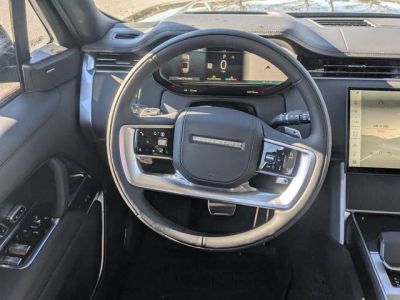 2026 Land Rover Range Rover — photo 15 view