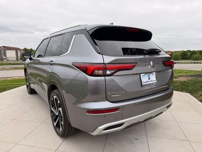 2022 Mitsubishi Outlander - Photo 8