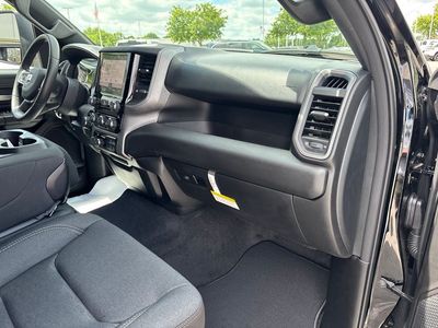 2026 RAM 1500 — photo 49 view