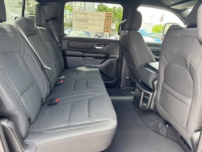 2026 RAM 1500 — photo 42 view