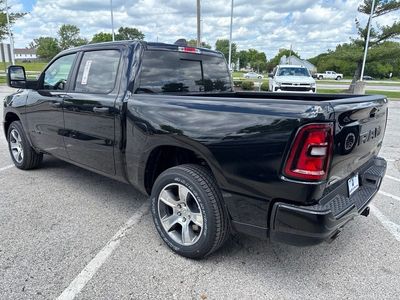 2026 RAM 1500 — photo 21 view