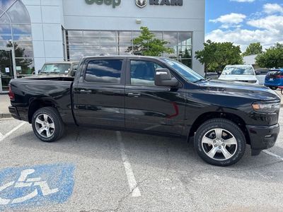 2026 RAM 1500 — photo 32 view