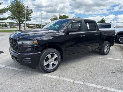 2026 RAM 1500 — photo 14 view
