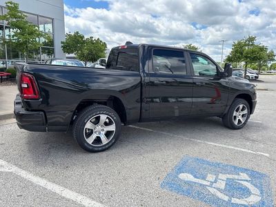 2026 RAM 1500 — photo 29 view
