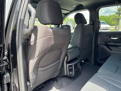 2026 RAM 1500 — photo 37 view